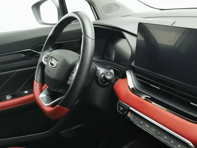 Geely Emgrand S — Фото автомобиля 22