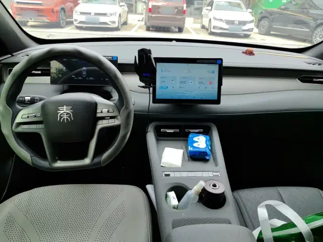 BYD Qin PLUS — Фото автомобиля 5