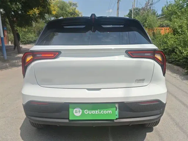 Geely Geometry E Firefly — Фото автомобиля 5