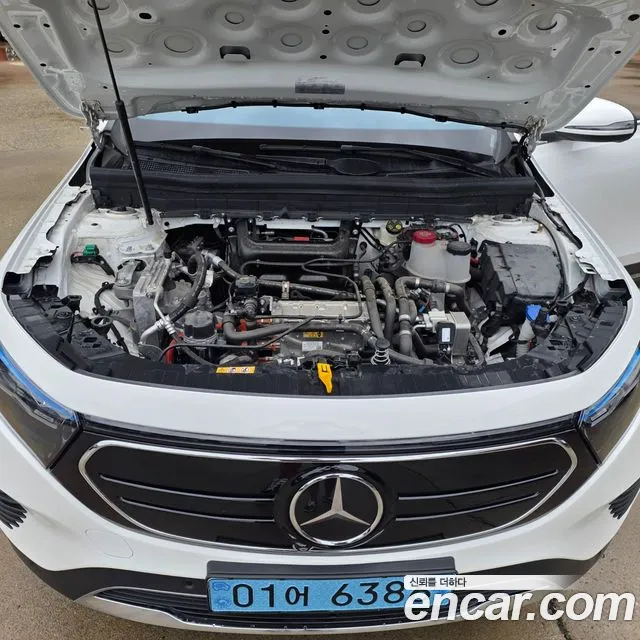Mercedes-Benz EQB X243 — Фото автомобиля 20