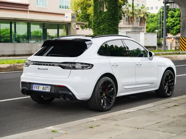 Porsche Macan — Фото автомобиля 20