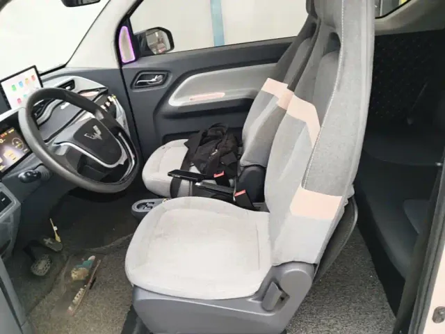 Wuling Hongguang Mini EV — Фото автомобиля 19