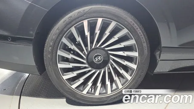 Hyundai Grandeur — Фото автомобиля 5