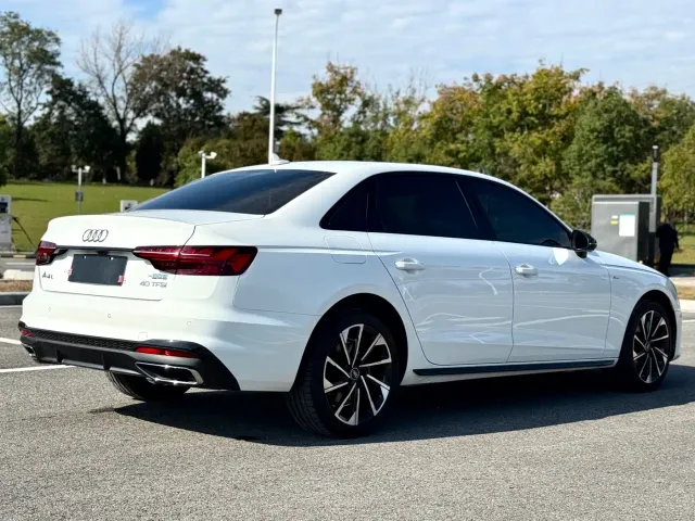 Audi A4L — Фото автомобиля 6