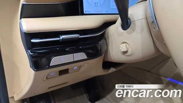 Genesis G80 Бензин 3.5 турбо AWD — Фото автомобиля 14
