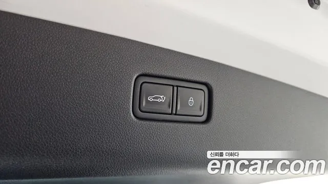 Genesis GV70 — Фото автомобиля 20
