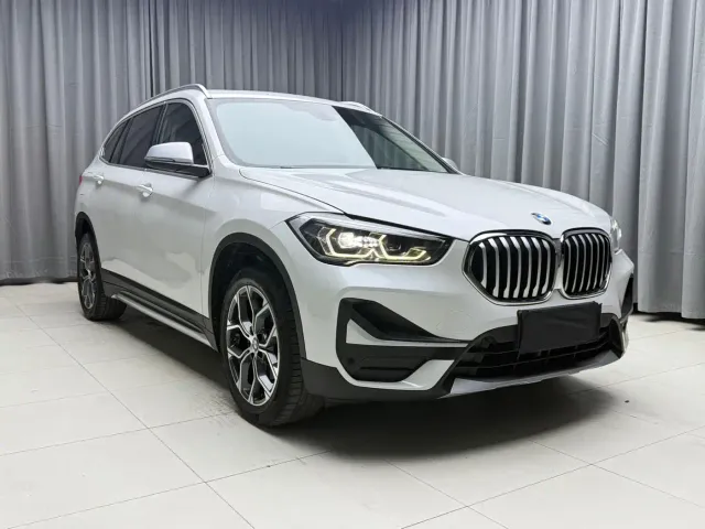 BMW X1 — Фото автомобиля 4