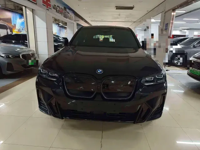 BMW BMW iX3 2023 Pioneer Type — Фото автомобиля 2