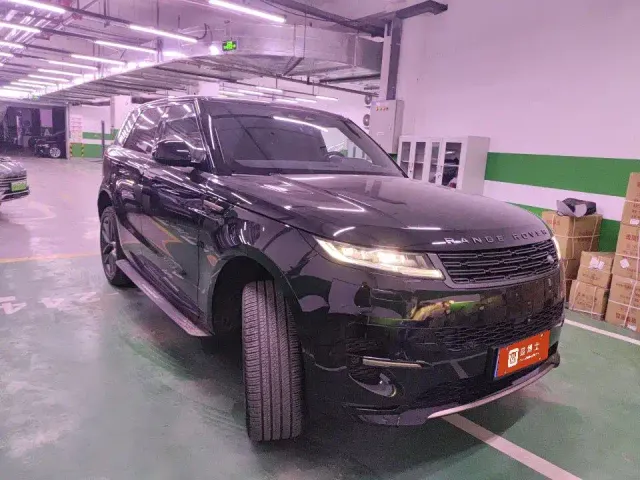 Land Rover Range Rover Sport — Фото автомобиля 5