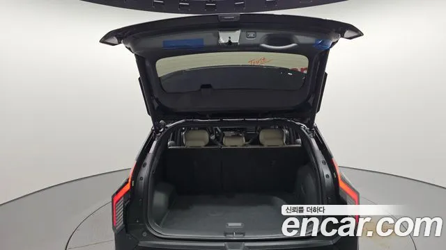 Kia EV3 Long Range 2WD — Фото автомобиля 19
