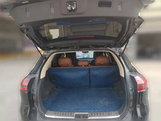 Geely Boyue — Фото автомобиля 15
