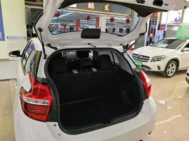 Toyota YARiS L Zhi Xuan — Фото автомобиля 18