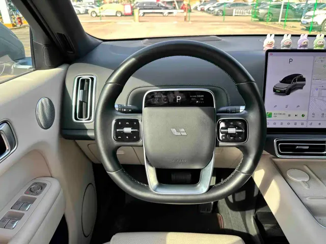 Li Auto L9 — Фото автомобиля 14