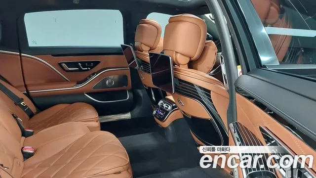 Mercedes-Benz S-Class — Фото автомобиля 10