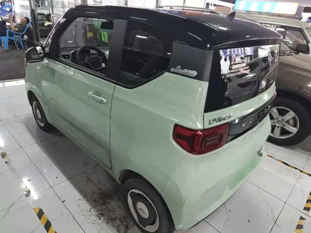 Wuling Hongguang Mini EV — Фото автомобиля 4