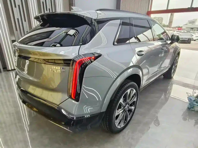 Cadillac XT5 — Фото автомобиля 18