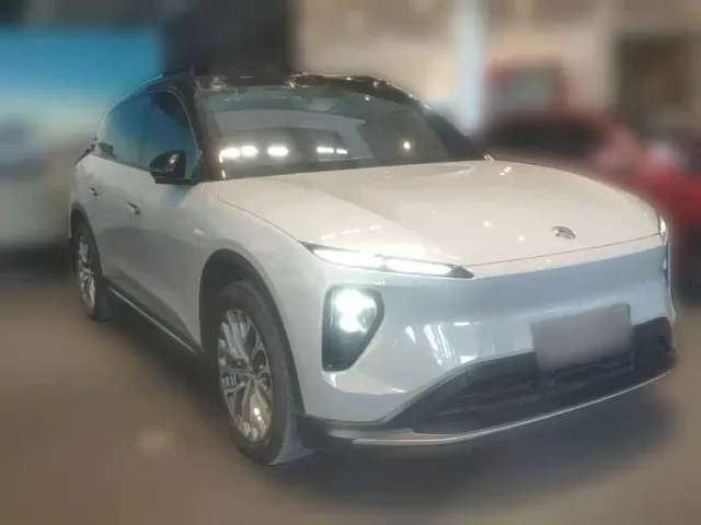 Nio ES6 — Фото автомобиля 5