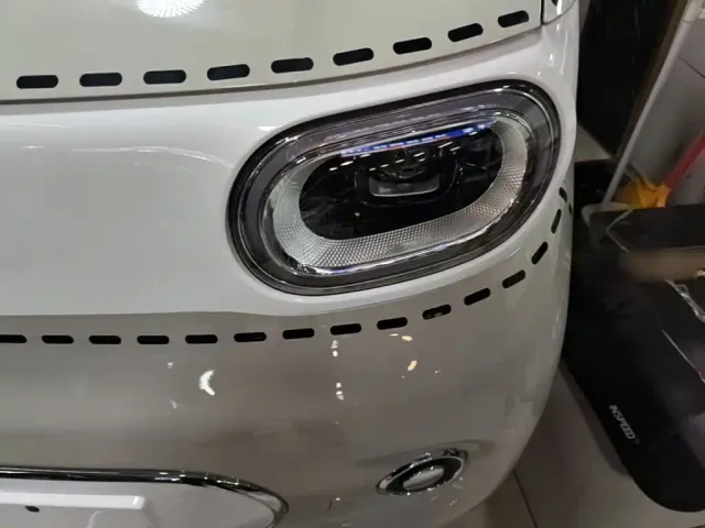 Wuling Hongguang Mini EV — Фото автомобиля 23