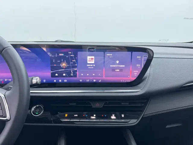 Buick Envision S — Фото автомобиля 8