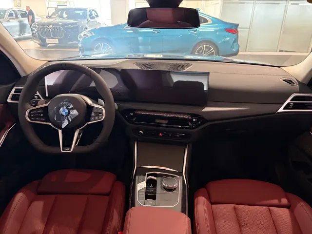 BMW 3 Series — Фото автомобиля 7