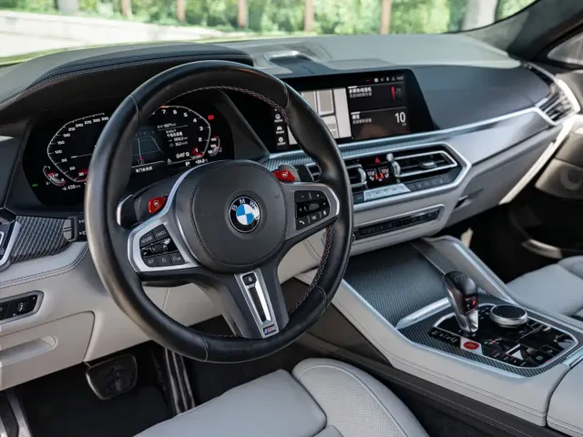 BMW X6 M — Фото автомобиля 9