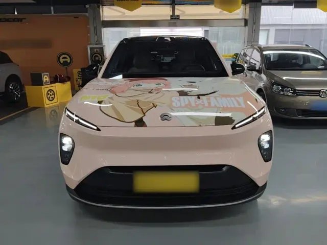 Nio ES8 — Фото автомобиля 2