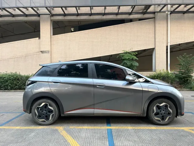 BYD Dolphin — Фото автомобиля 8