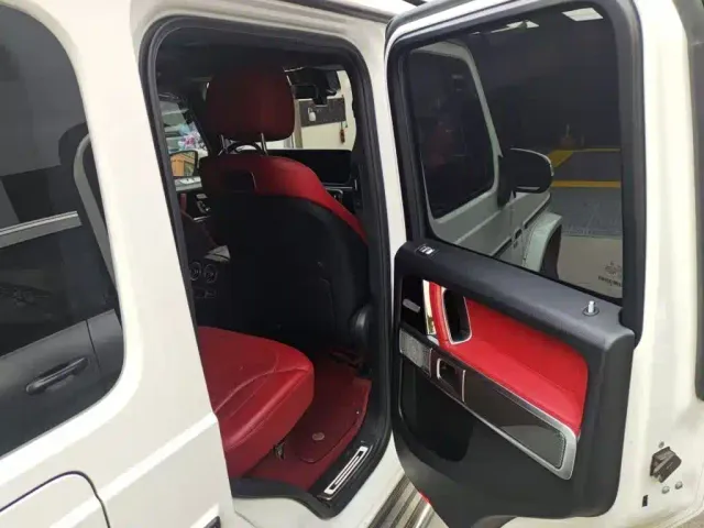 Mercedes-Benz G-Class — Фото автомобиля 7