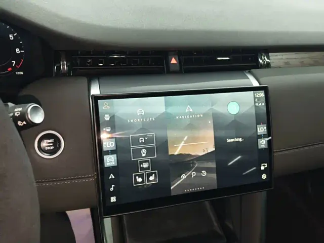 Land Rover Discovery Sport — Фото автомобиля 12