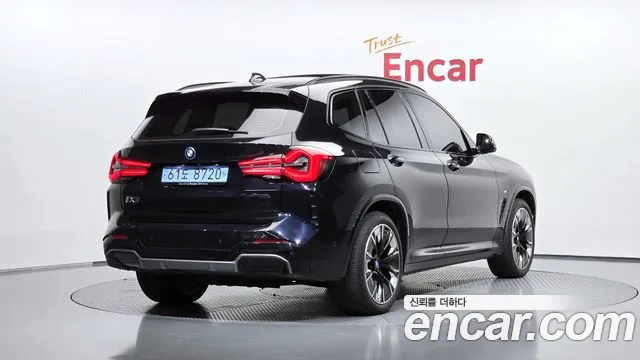 BMW iX3 G08 (2020–2024) — Фото автомобиля 2