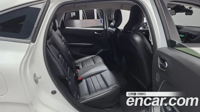 Renault Korea XM3 — Фото автомобиля 15