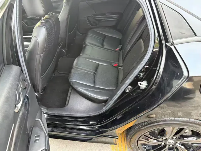 Honda Civic — Фото автомобиля 8