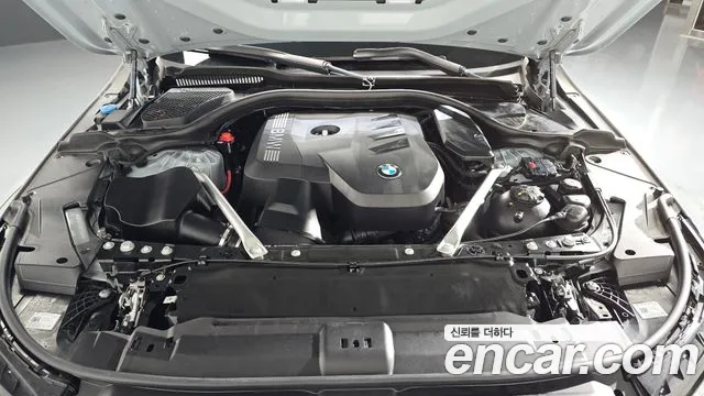 BMW 5-Series — Фото автомобиля 6