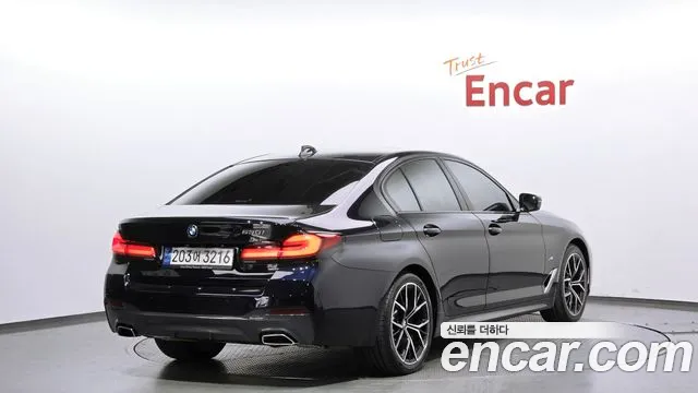 BMW 5-Series — Фото автомобиля 2