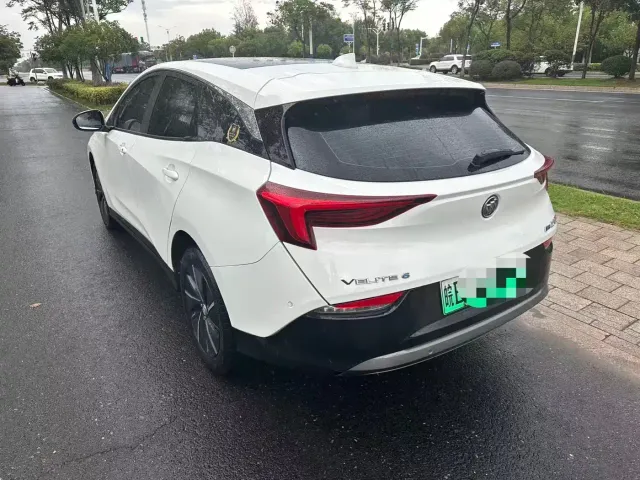 Buick Velite 6 — Фото автомобиля 5