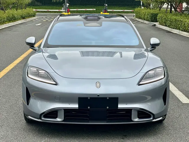 Shangjie Z7T — Фото автомобиля 7