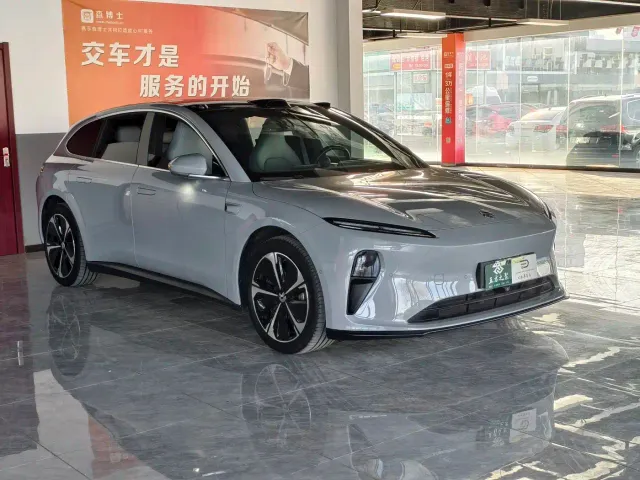 Nio ET5 Touring — Фото автомобиля 3
