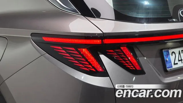Hyundai Tucson Tucson (NX4) Бензин 1.6 турбо 2WD — Фото автомобиля 22