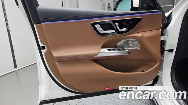 Mercedes-Benz E-Class E-класс W214 E300 4MATIC Exclusive — Фото автомобиля 23