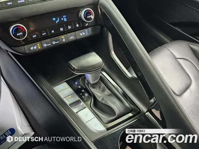 Hyundai Avante CN7 — Фото автомобиля 10
