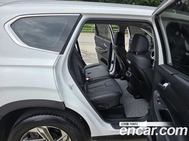 Hyundai Santa Fe Santa Fe (New) — Фото автомобиля 16