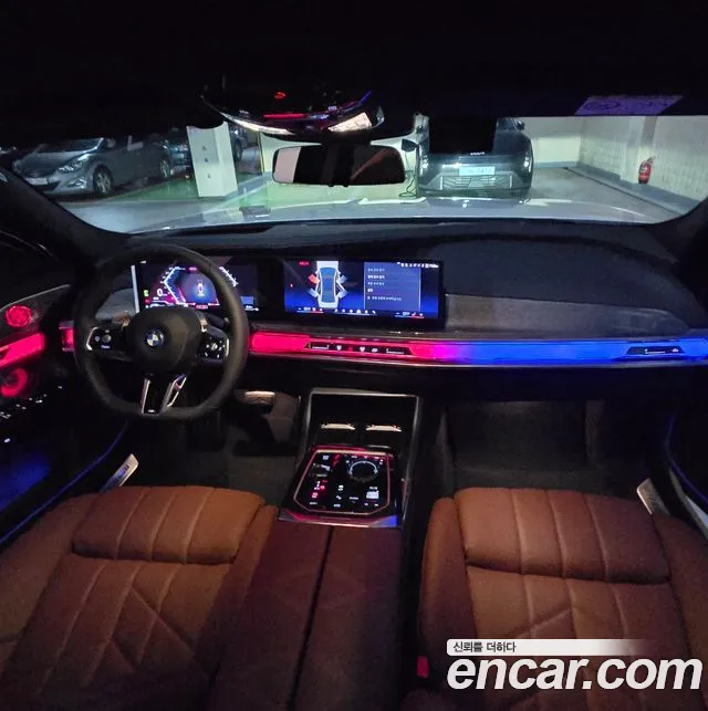 BMW 7 Series G70 — Фото автомобиля 7