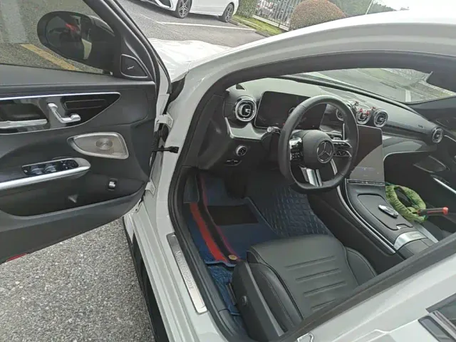 Mercedes-Benz C-Class — Фото автомобиля 15