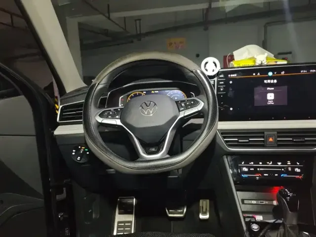 Volkswagen Tiguan L 2024 Outstanding 330TSI Auto 2WD R-Line Dragon Glory Edition — Фото автомобиля 2