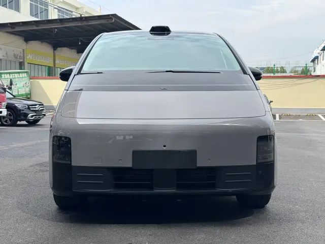 Li Auto MEGA — Фото автомобиля 2