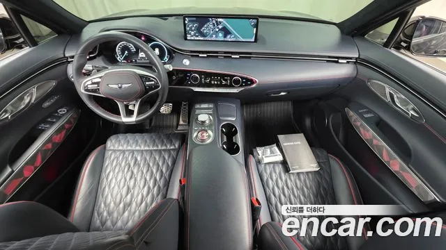 Genesis GV70 — Фото автомобиля 7