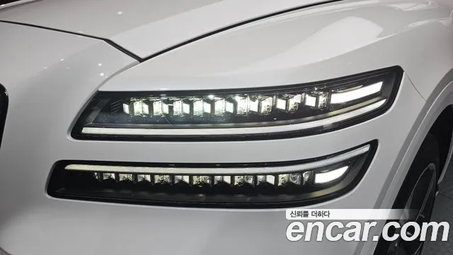 Genesis GV80 — Фото автомобиля 7
