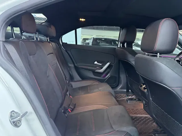 Mercedes-Benz A-Class — Фото автомобиля 15