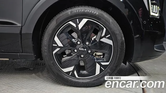 Kia Niro All Niro EV Earth — Фото автомобиля 4