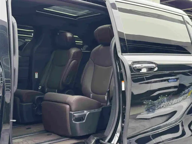 Toyota Granvia — Фото автомобиля 9